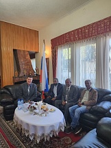 On the meeting of the Russian Ambassador to Eritrea H.E. Mr. I. Mozgo with a new leadership of the Eritrean Association of Alumnus of Soviet / Russian universities.